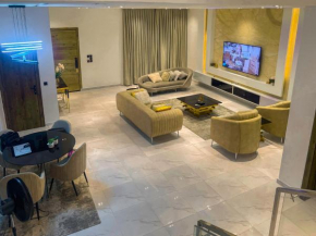 Plistbooking Corporate Luxurious 5 Bedroom Short-Let Apartment in Lekki